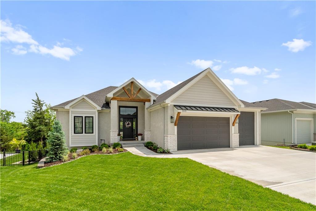 Listing Photo MLS #HMS2549820