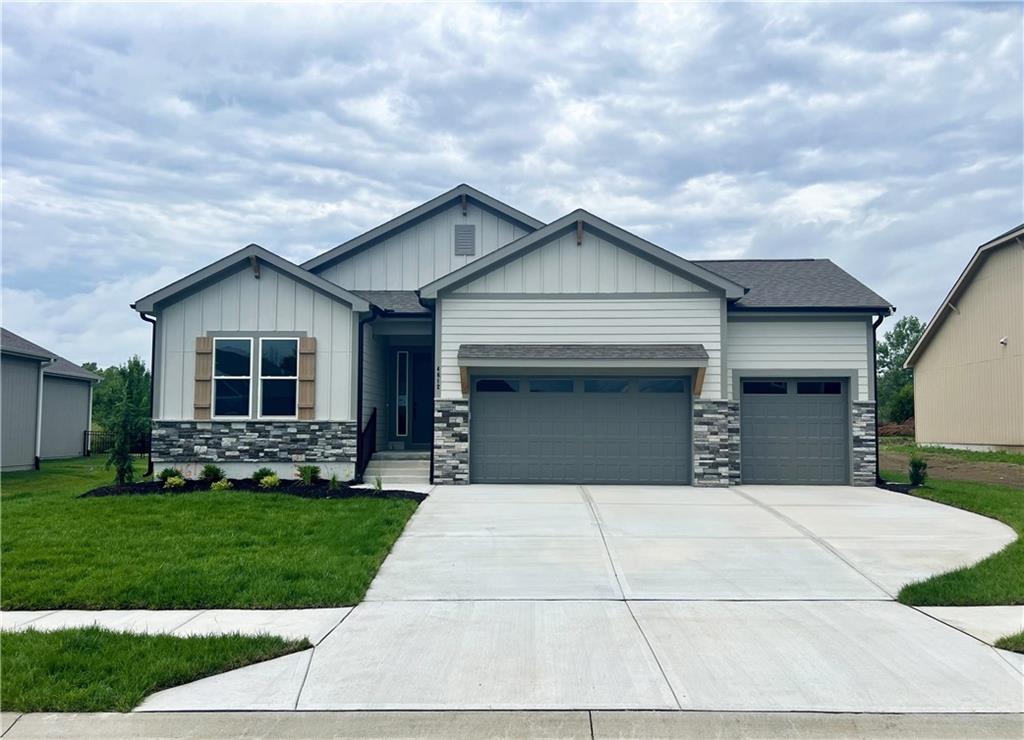 Listing Photo MLS #HMS2550034