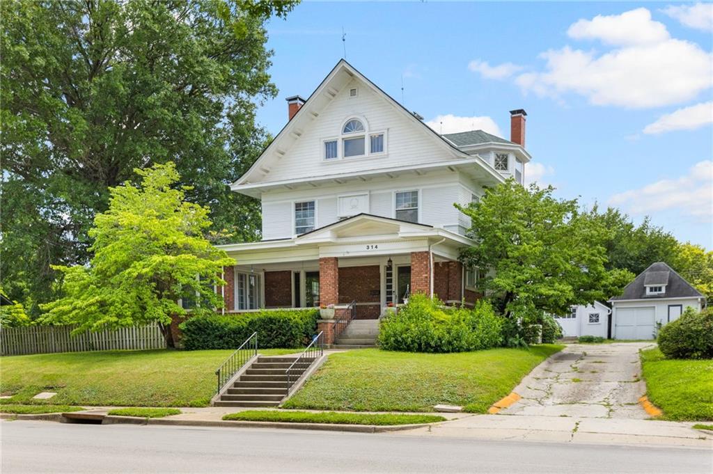 Listing Photo MLS #HMS2550883