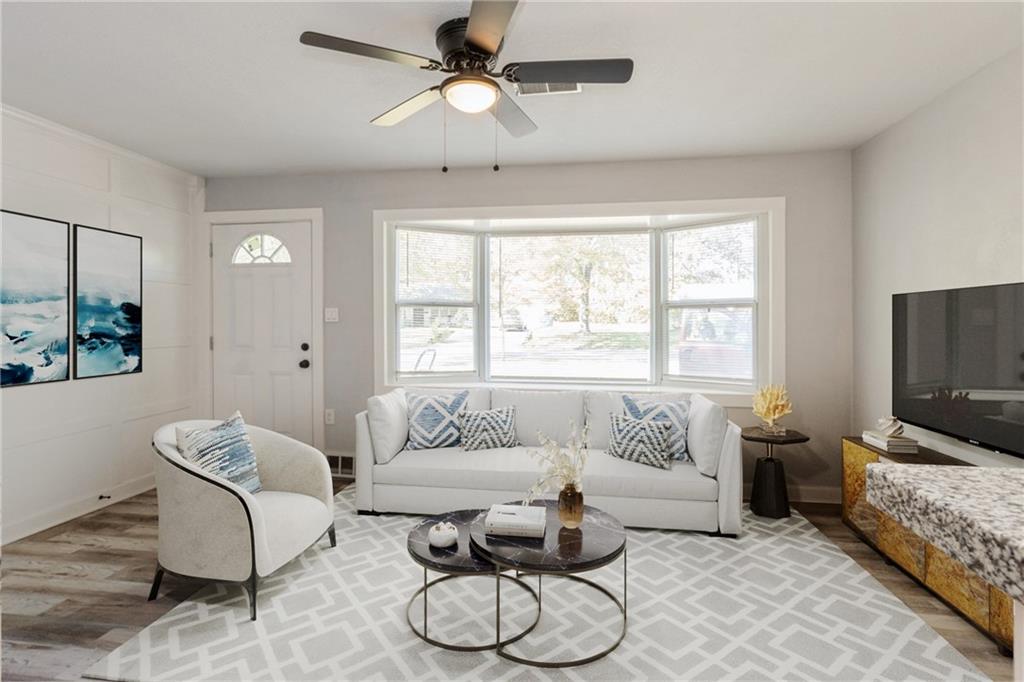 Listing Photo MLS #HMS2551692