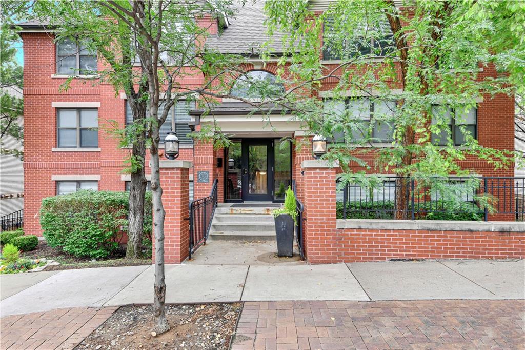Listing Photo MLS #HMS2552503