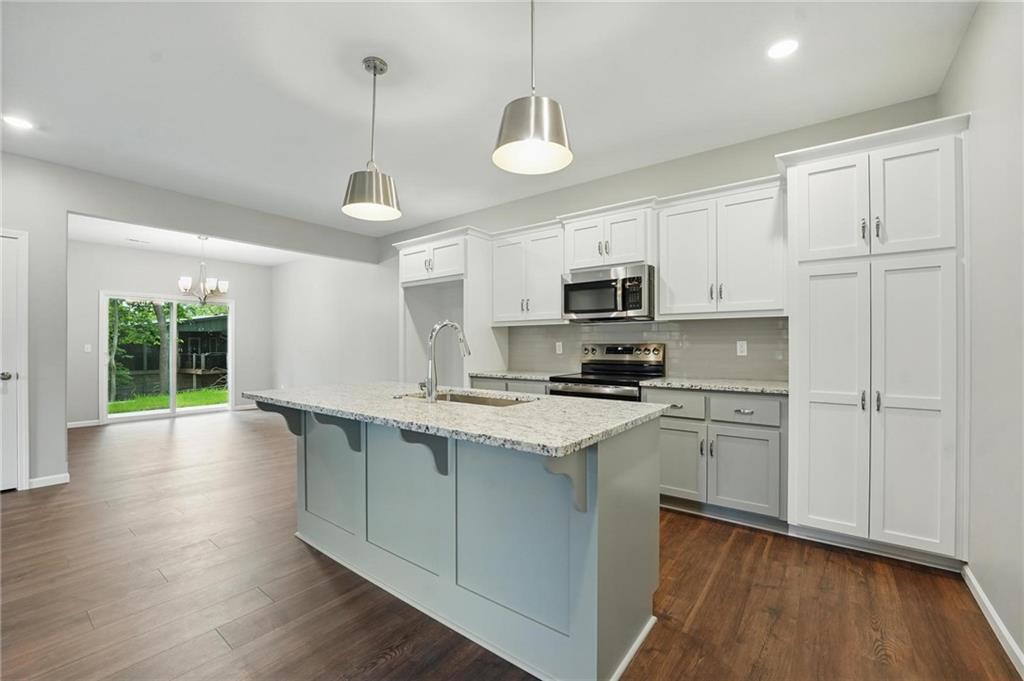 Listing Photo MLS #HMS2552989