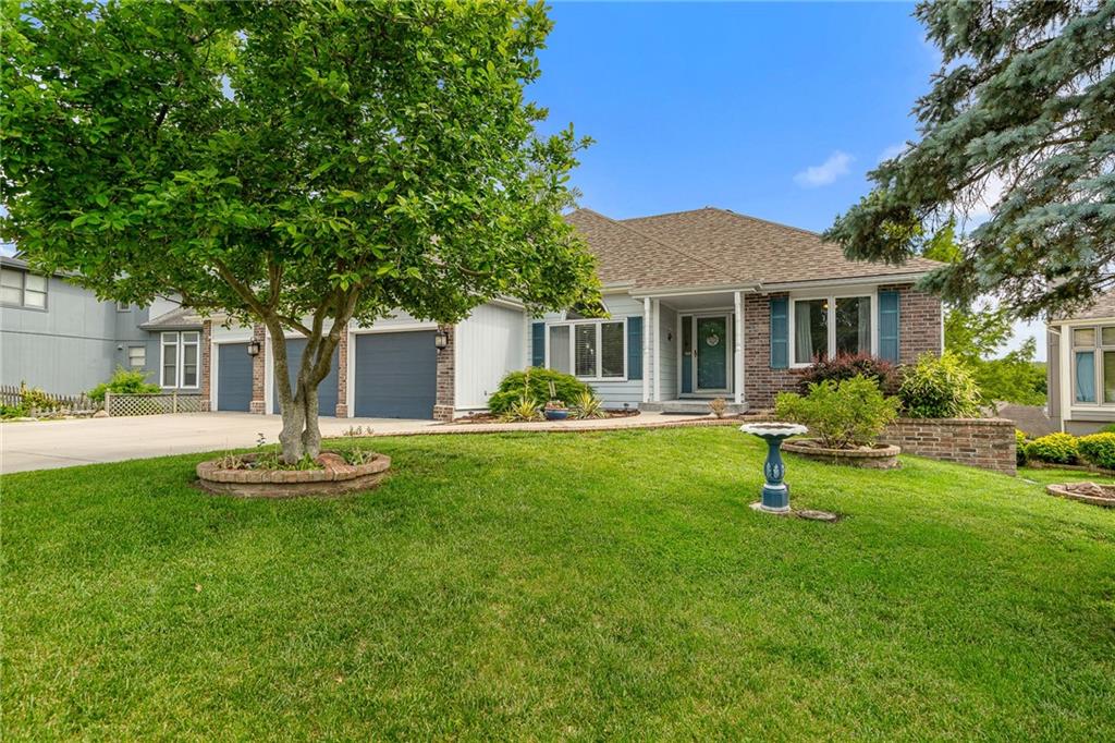 Listing Photo MLS #HMS2552996