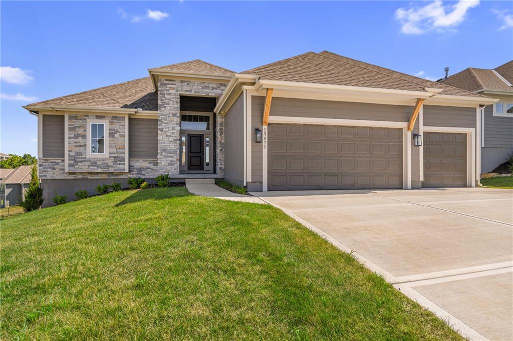 Listing Photo MLS #HMS2553121