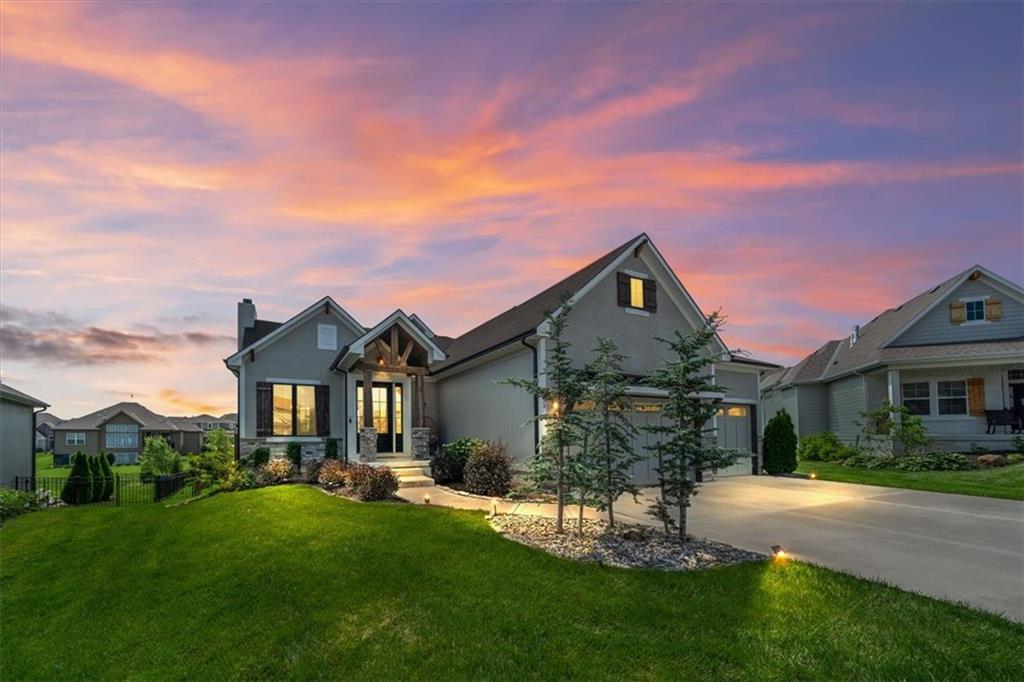 Listing Photo MLS #HMS2553609