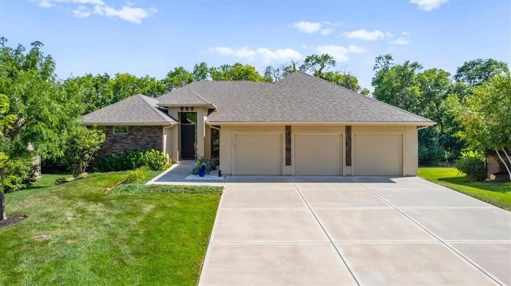 Listing Photo MLS #HMS2555726
