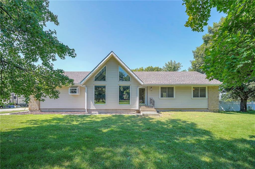 Listing Photo MLS #HMS2556010