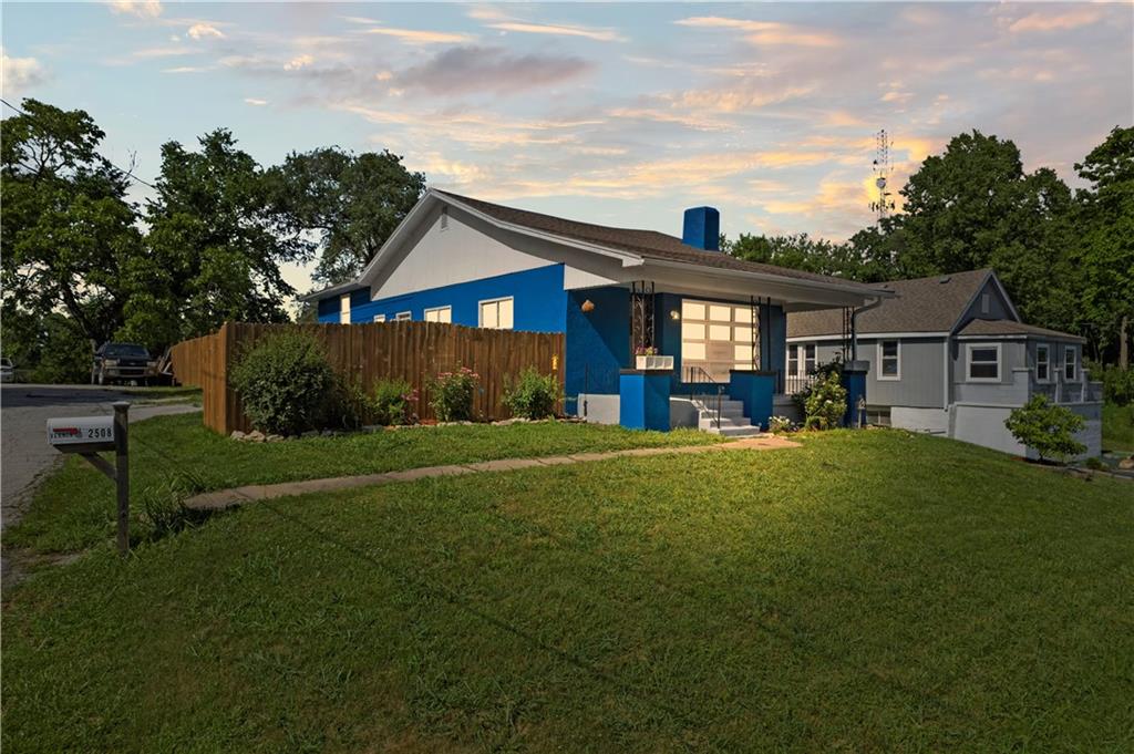 Listing Photo MLS #HMS2556461