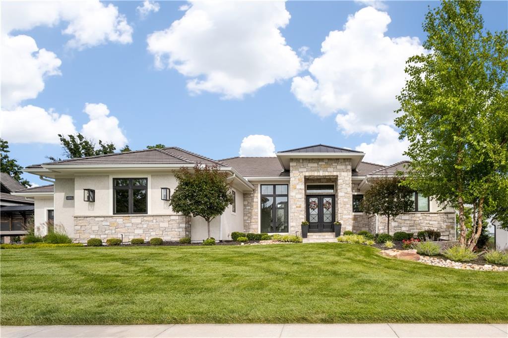 Listing Photo MLS #HMS2557052