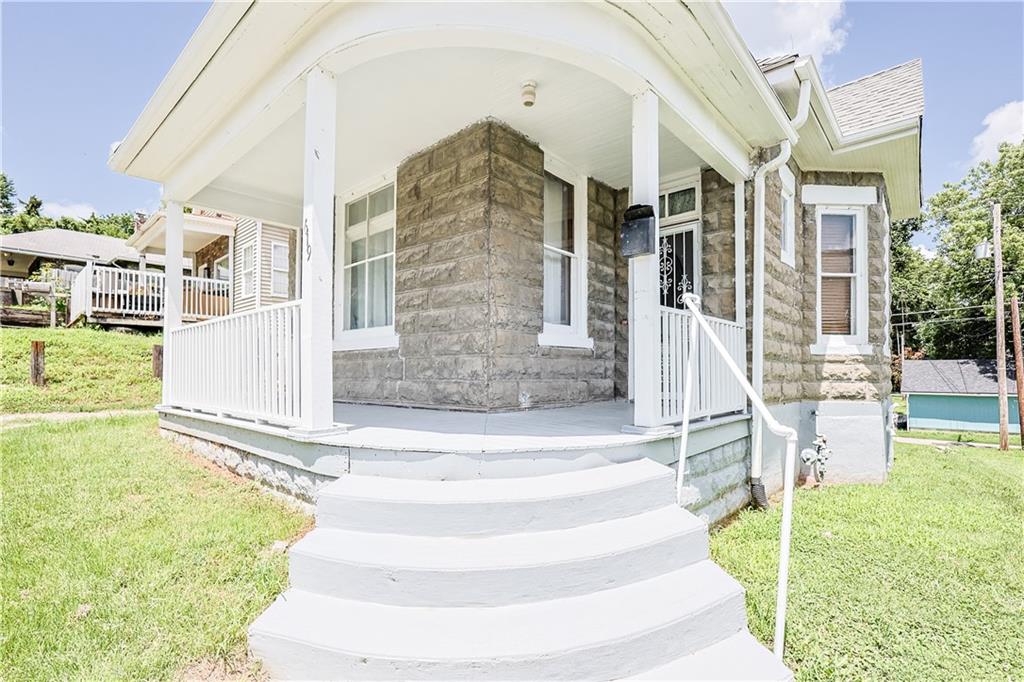 Listing Photo MLS #HMS2557185