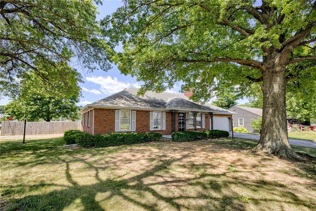 Listing Photo MLS #HMS2557490