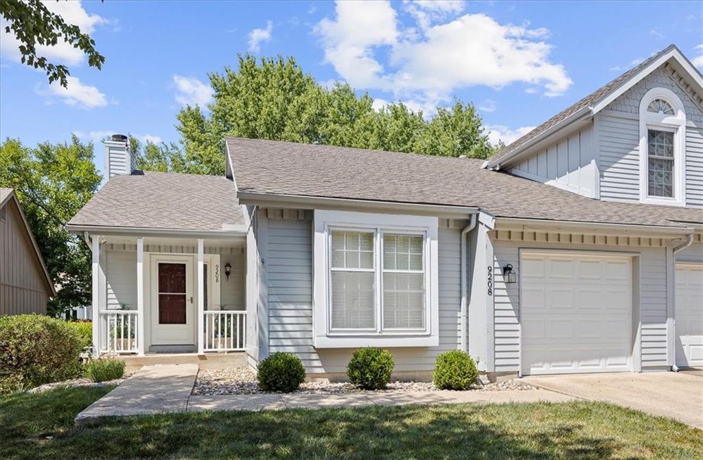 Listing Photo MLS #HMS2557870