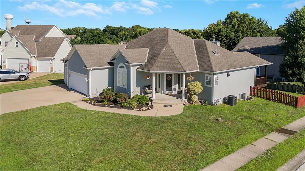 Listing Photo MLS #HMS2558227