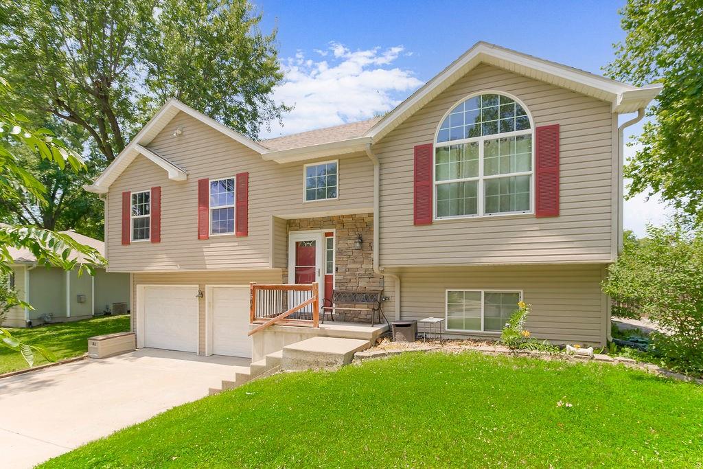 Listing Photo MLS #HMS2558382