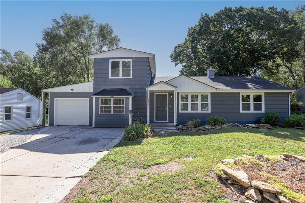 Listing Photo MLS #HMS2558831