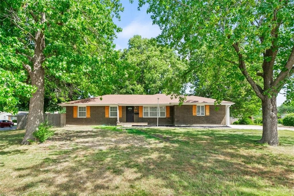 Listing Photo MLS #HMS2559384