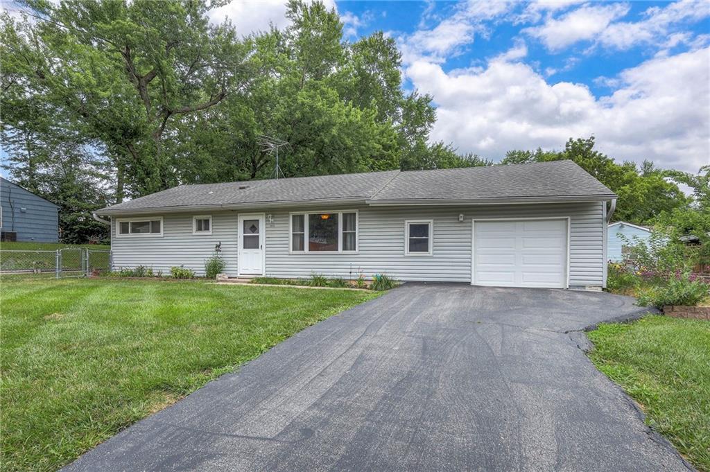 Listing Photo MLS #HMS2559406