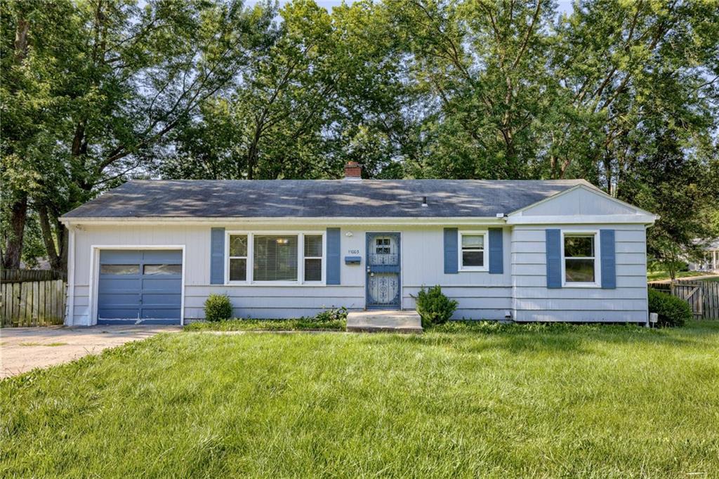 Listing Photo MLS #HMS2559433