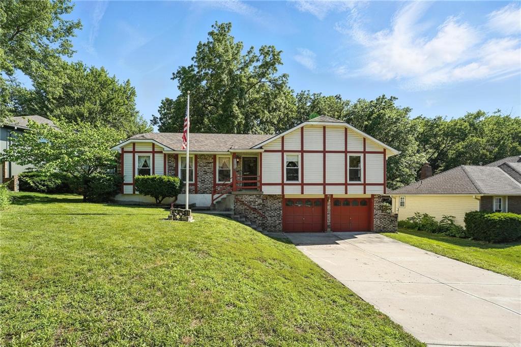Listing Photo MLS #HMS2559724