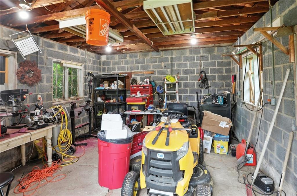 Listing Photo MLS #HMS2559770
