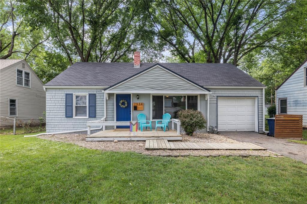 Listing Photo MLS #HMS2559831