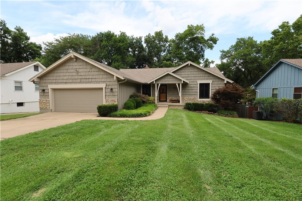 Listing Photo MLS #HMS2559928