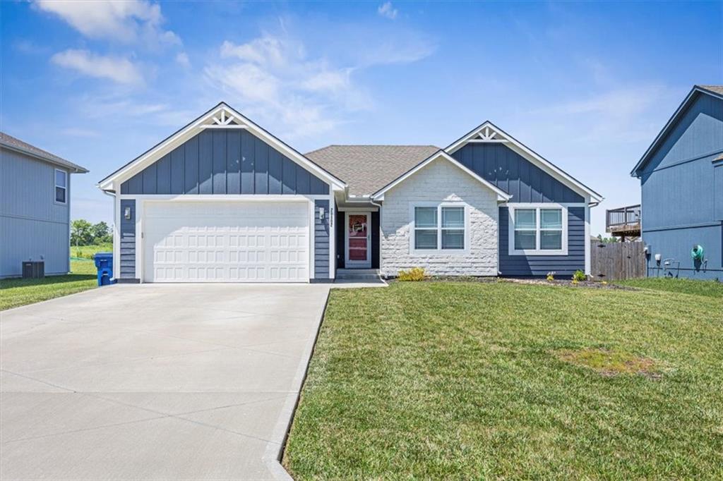 Listing Photo MLS #HMS2560112