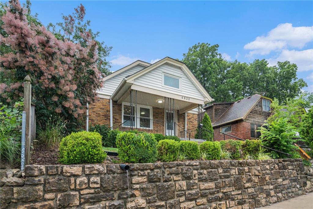 Listing Photo MLS #HMS2560128