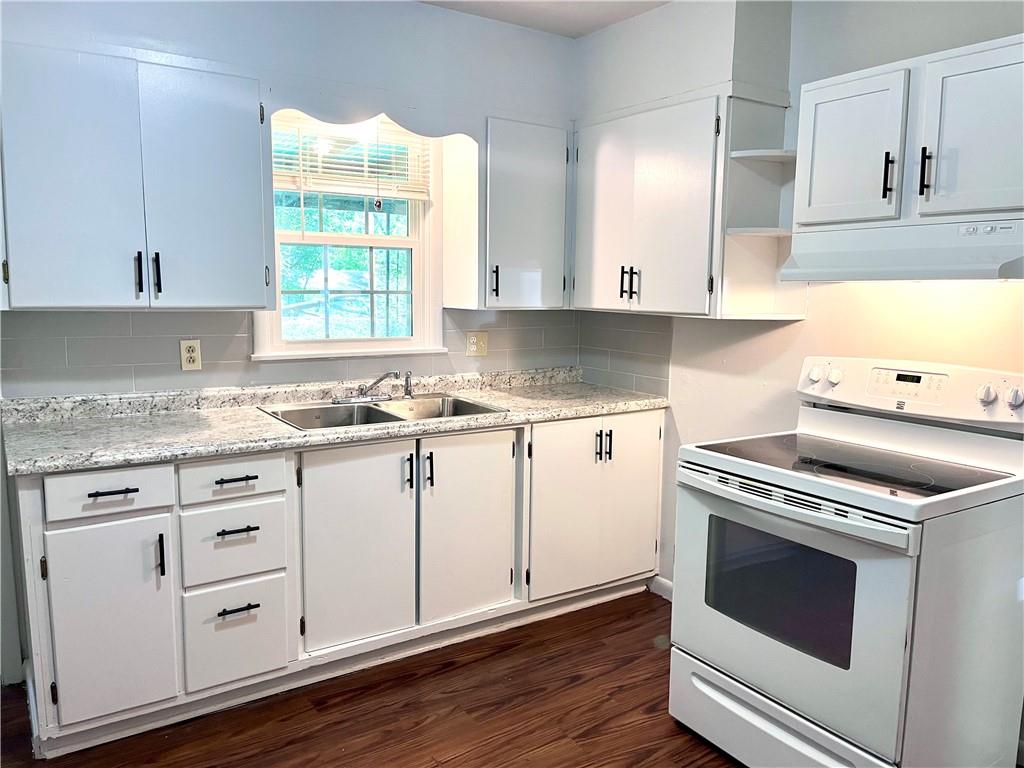 Listing Photo MLS #HMS2560241