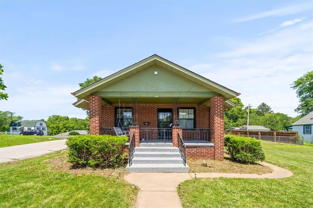 Listing Photo MLS #HMS2560244