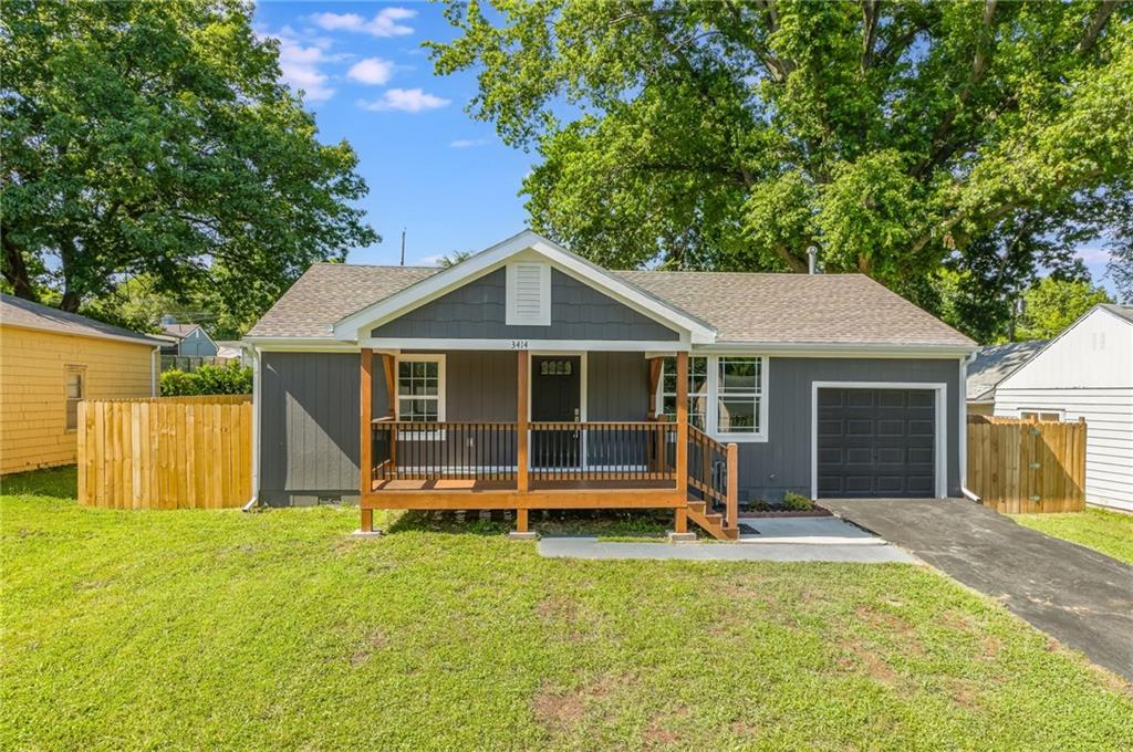 Listing Photo MLS #HMS2561387