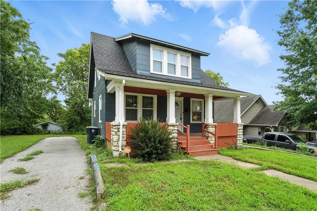 Listing Photo MLS #HMS2561479