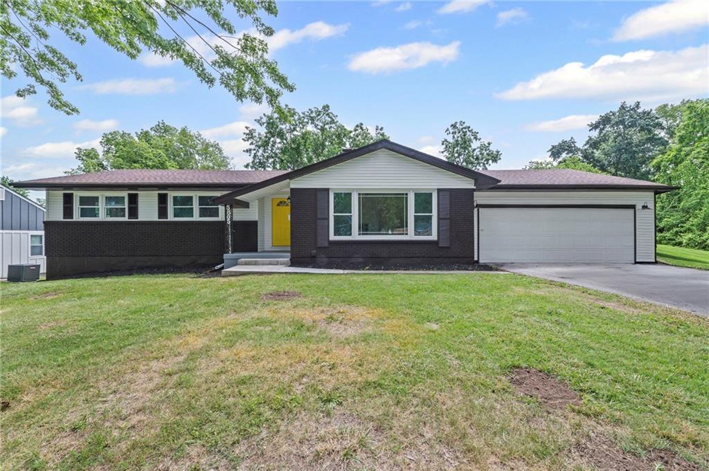 Listing Photo MLS #HMS2561548