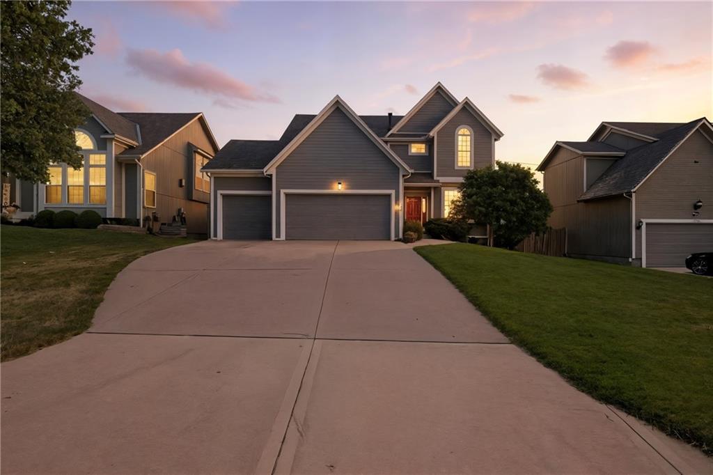 Listing Photo MLS #HMS2561686