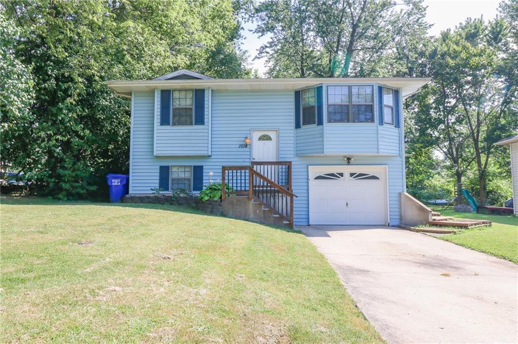 Listing Photo MLS #HMS2561719