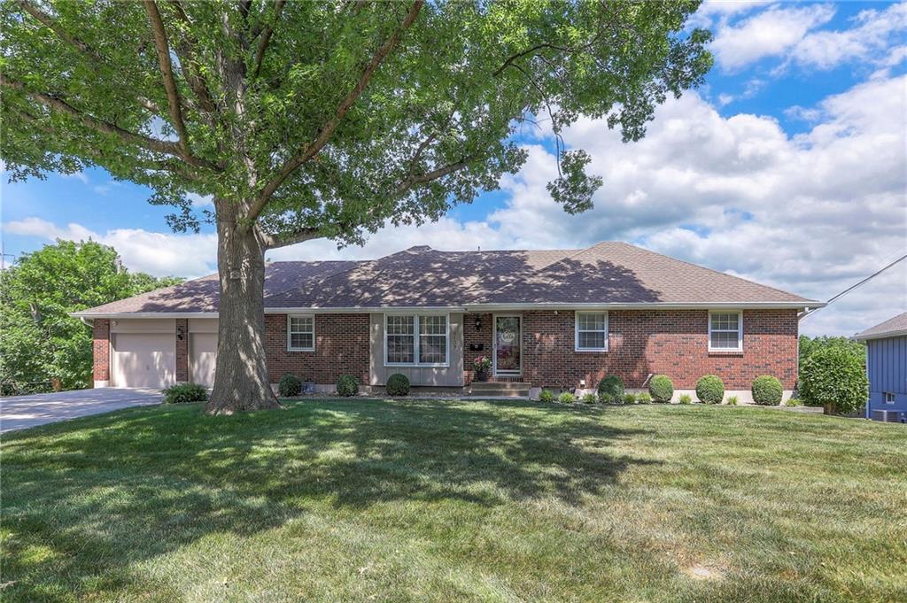 Listing Photo MLS #HMS2561814