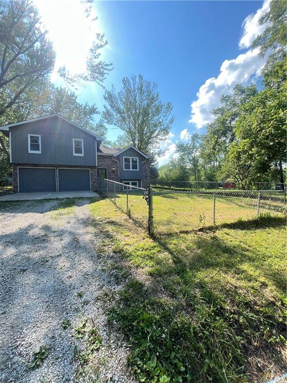 Listing Photo MLS #HMS2561908