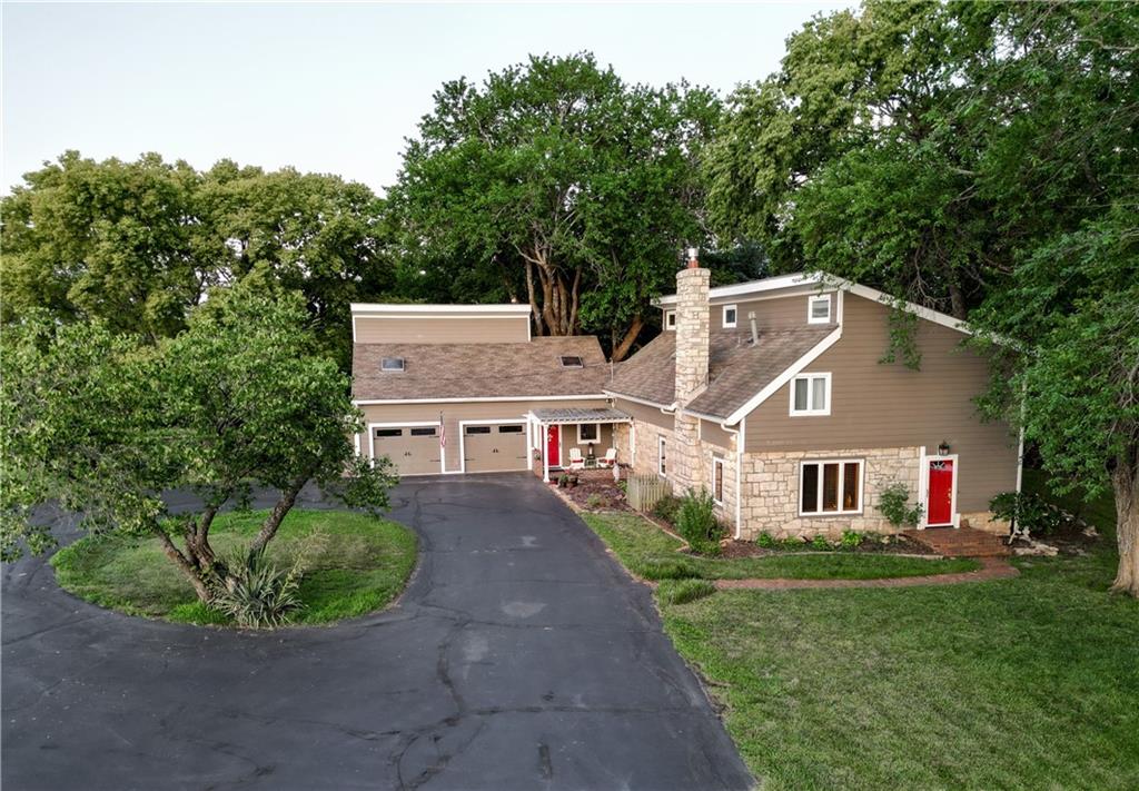 Listing Photo MLS #HMS2561928