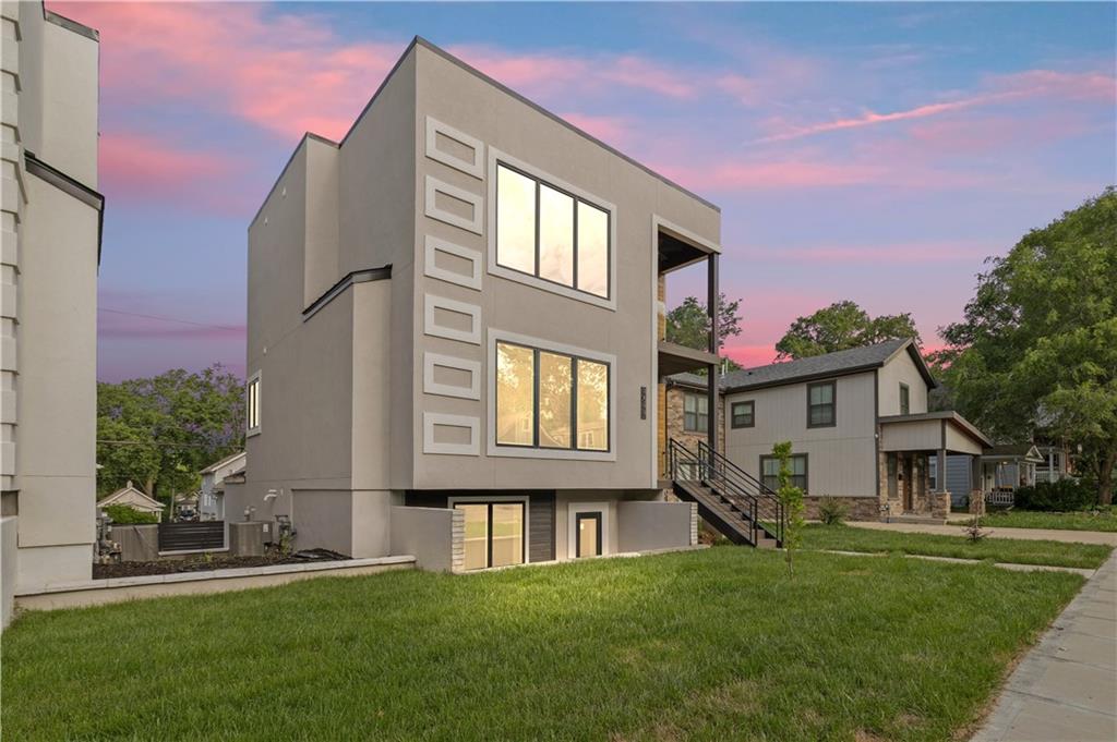 Listing Photo MLS #HMS2562099