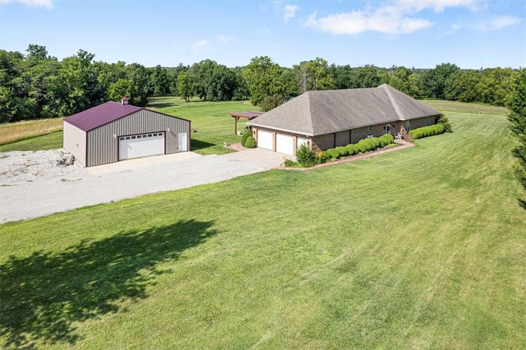 Listing Photo MLS #HMS2562330
