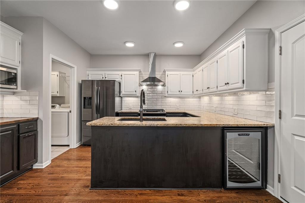 Listing Photo MLS #HMS2562405