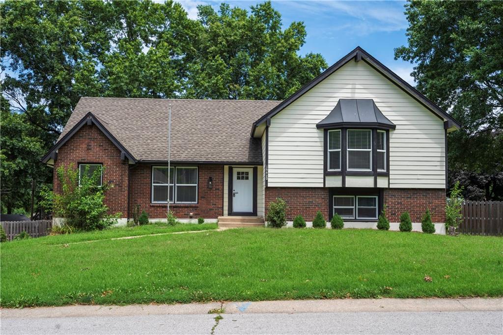 Listing Photo MLS #HMS2562615