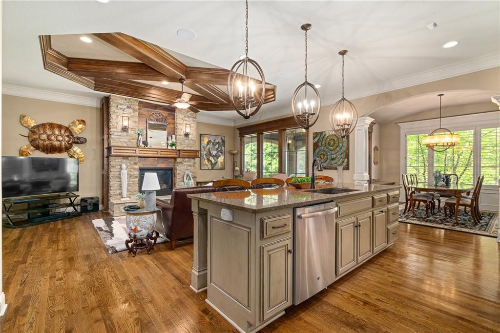 Listing Photo MLS #HMS2562660