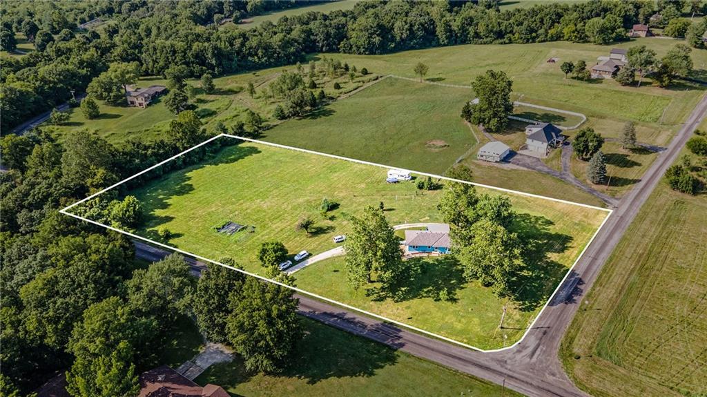 Listing Photo MLS #HMS2562671