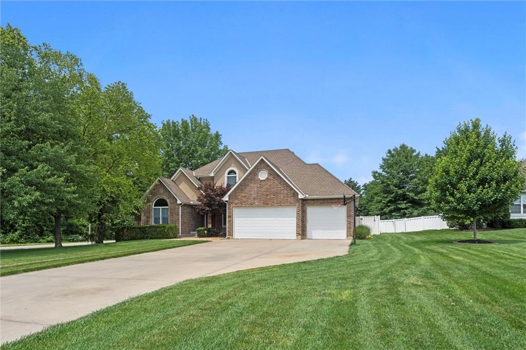 Listing Photo MLS #HMS2562725