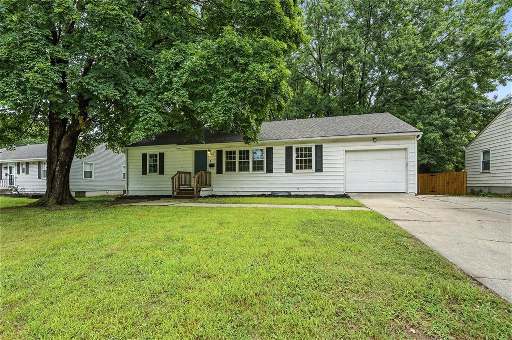 Listing Photo MLS #HMS2562938