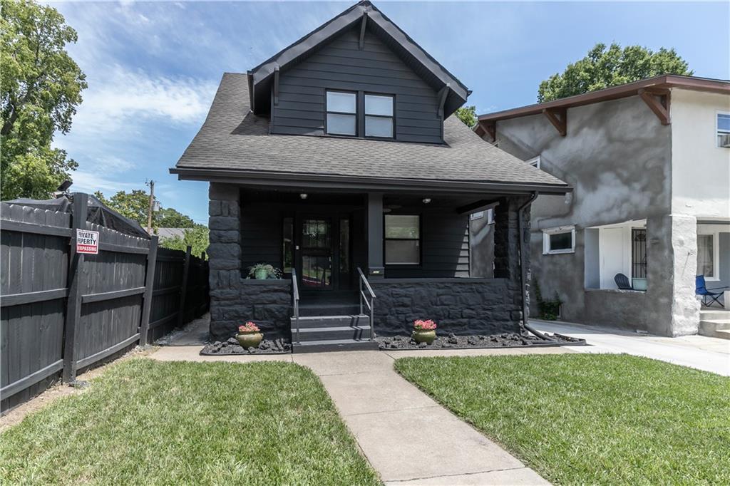 Listing Photo MLS #HMS2562993