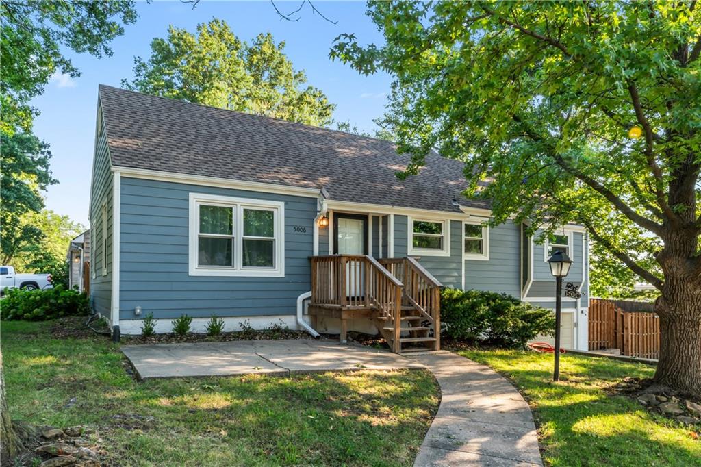 Listing Photo MLS #HMS2563057