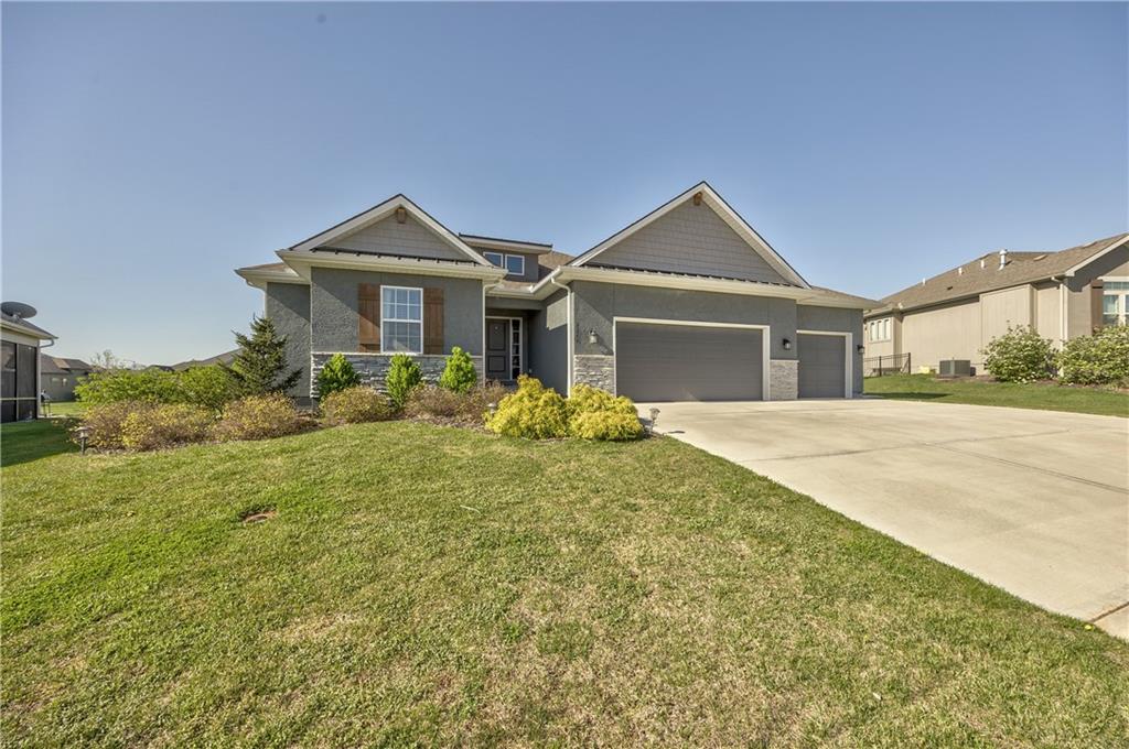 Listing Photo MLS #HMS2563116