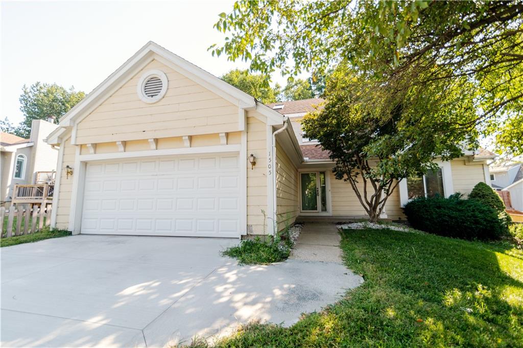 Listing Photo MLS #HMS2563305